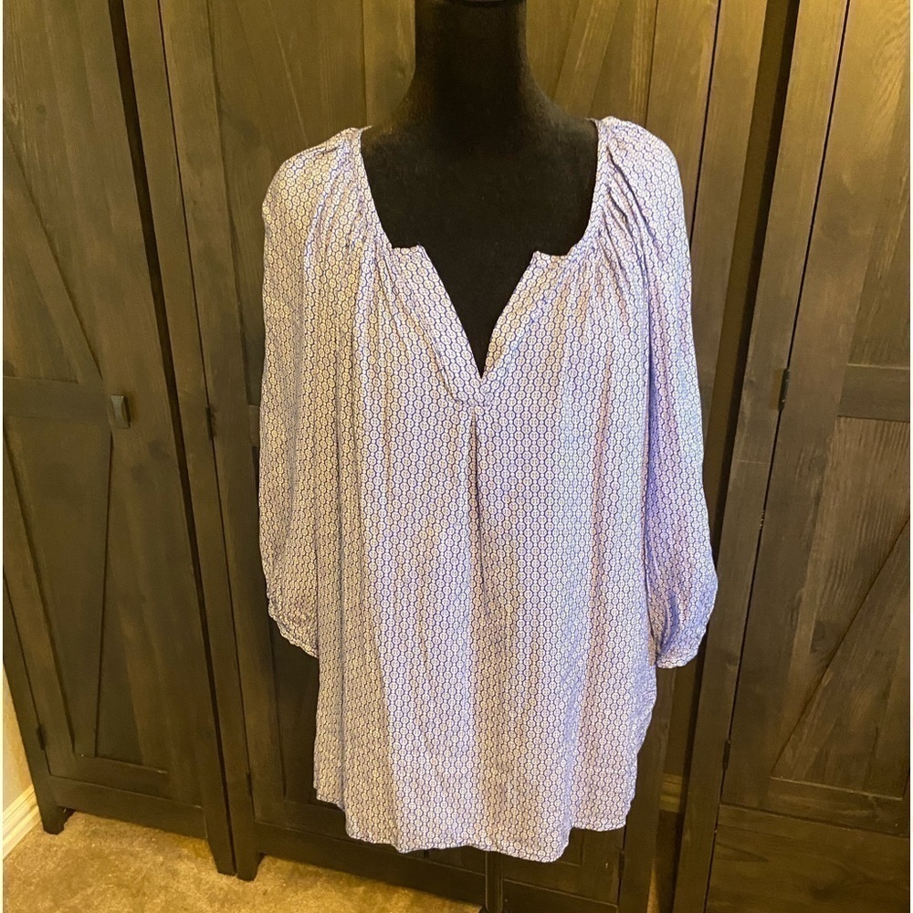 Rose & Rhyme Blue and White Top Size 2X
